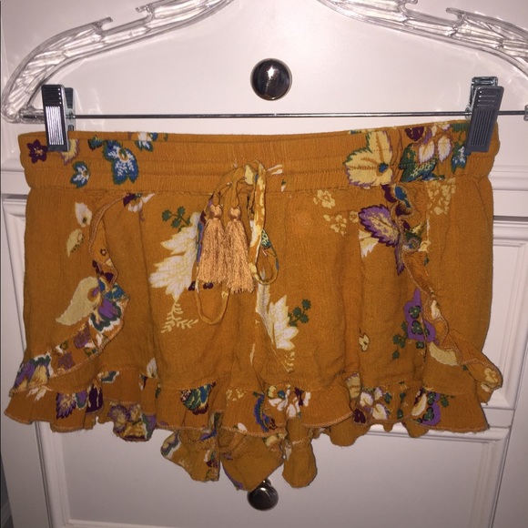 Floral shorts - Picture 3 of 3